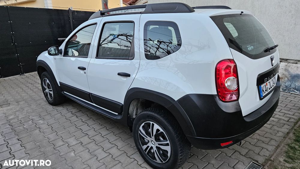 Dacia Duster 1.6 4x2 Laureate - 6