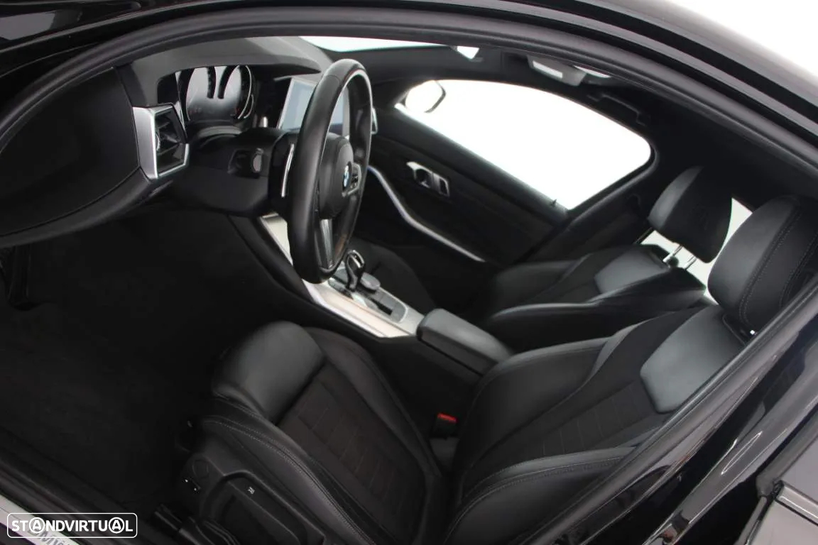BMW 320 d Auto - 30