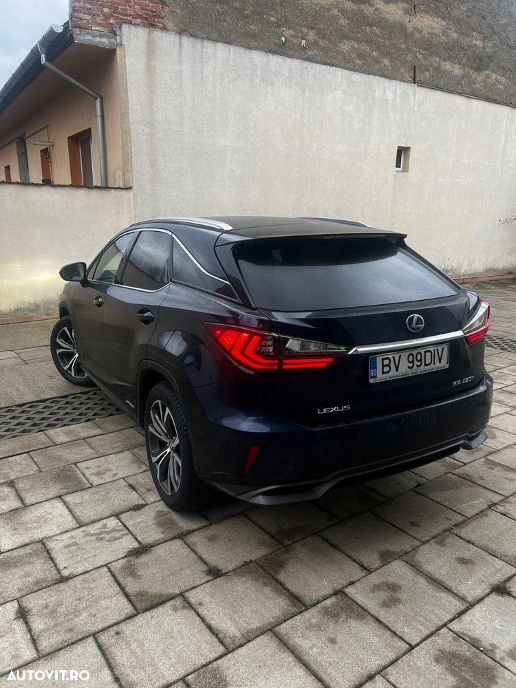 Lexus Seria RX - 11