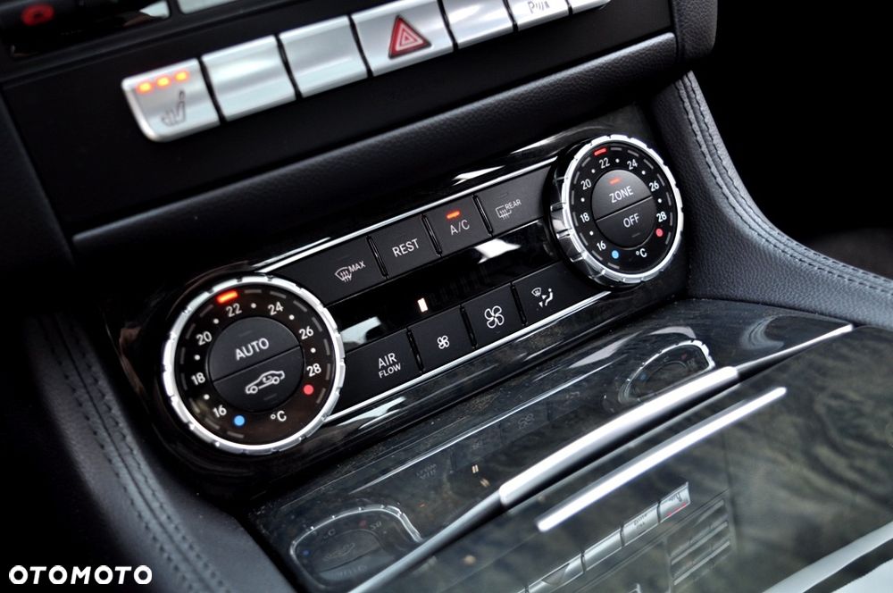 Mercedes-Benz CLS 350 CDI DPF 4Matic BlueEFFICIENCY 7G-TRONIC - 31