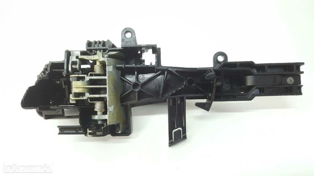 PUXADOR EXTERIOR FRENTE DIREITO BMW SERIE 1 BERLINA (E81/E87) 120D - 5
