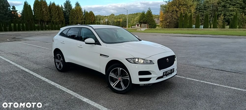 Jaguar F-Pace 20d Portfolio - 16