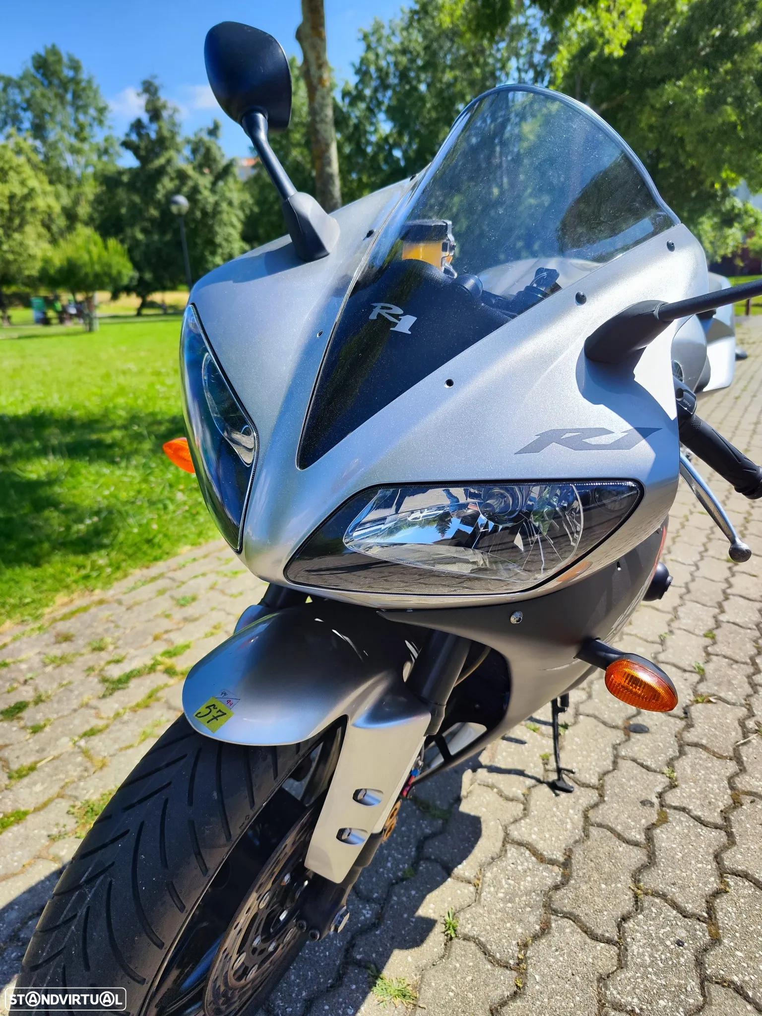 Yamaha YZF R1 - 5