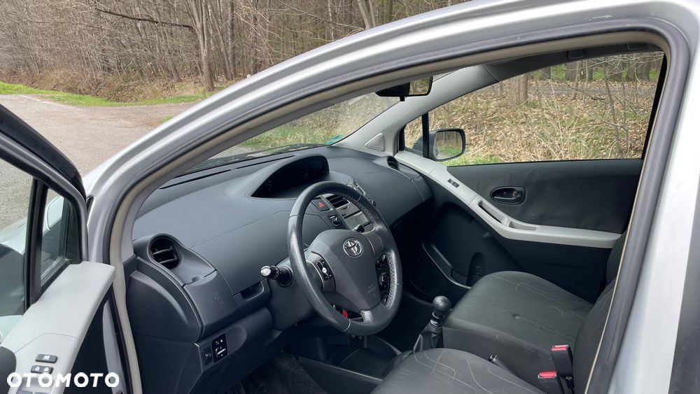 Toyota Yaris 1.33 Luna - 13