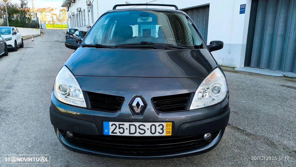 Renault Scénic 1.5 dCi Dynamique S - 6