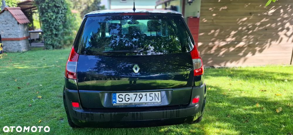Renault Scenic 2.0 16V Emotion - 6