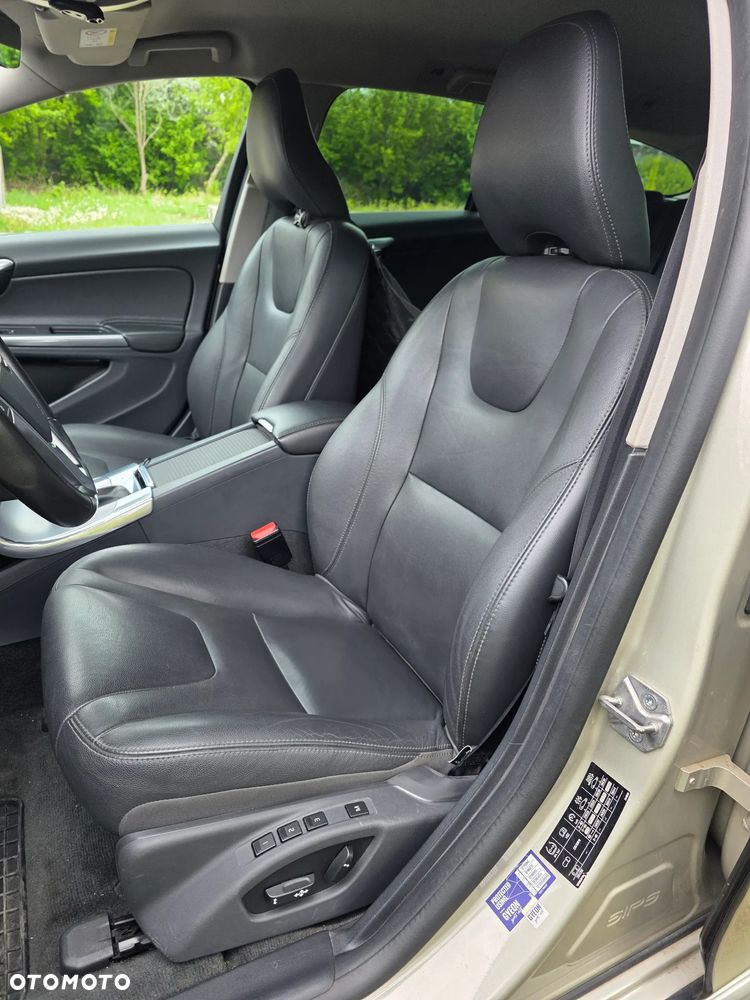 Volvo V60 T5 Drive-E Summum - 8