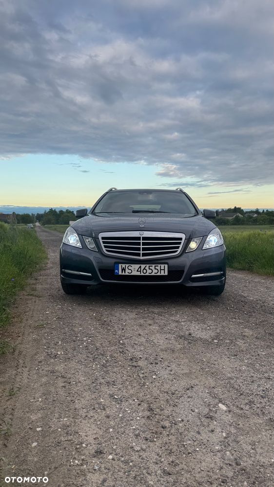 Mercedes-Benz Klasa E 250 CGI BlueEff Avantgarde - 2