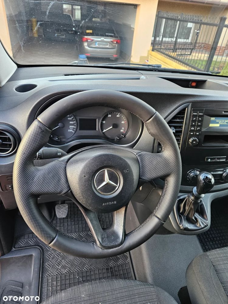 Mercedes-Benz Vito - 23