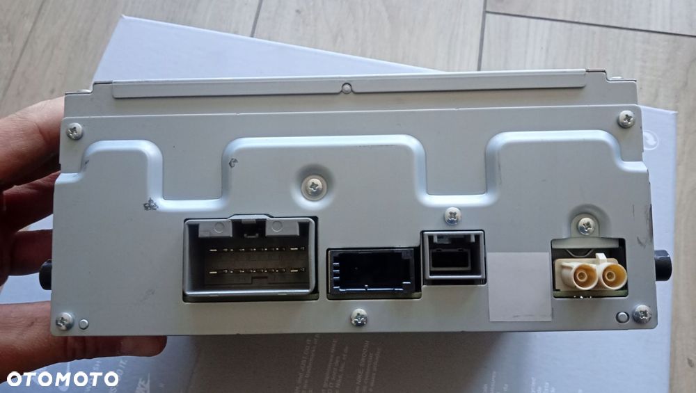 radio system multimedialny land rover discovery 4 cf6n18c815-ad - 2