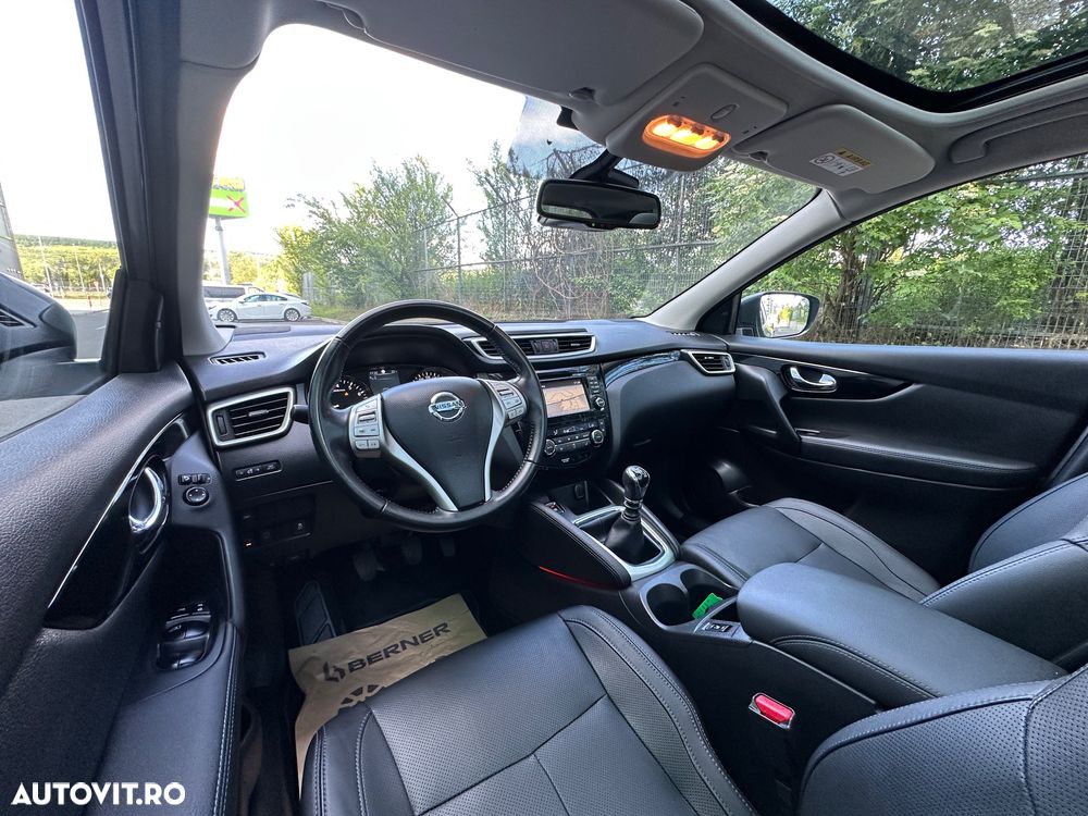 Nissan Qashqai 1.6 DIG-T TEKNA - 25