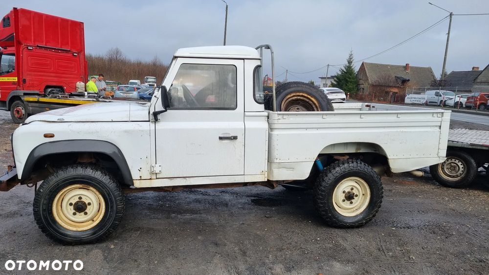 Land Rover Defender - 5