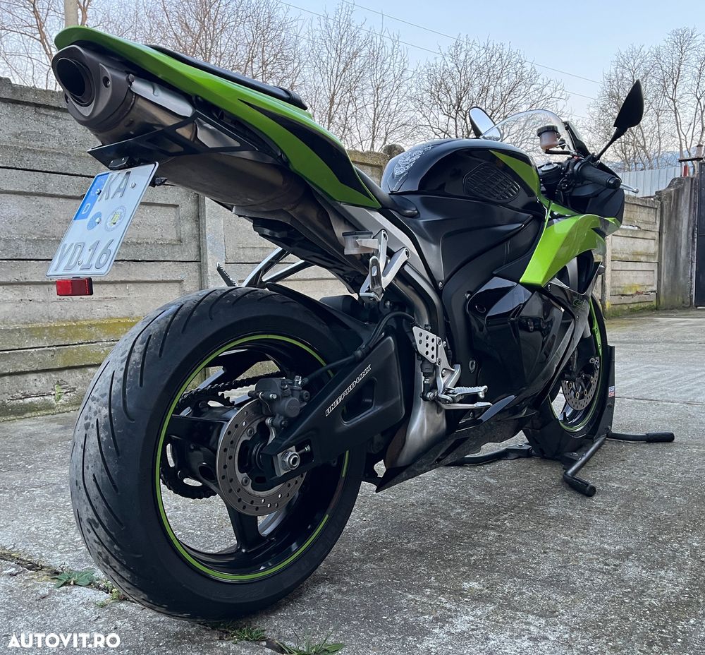 Honda CBR 600RR - 3