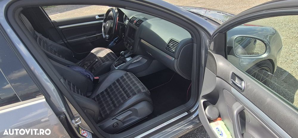Volkswagen Golf - 7