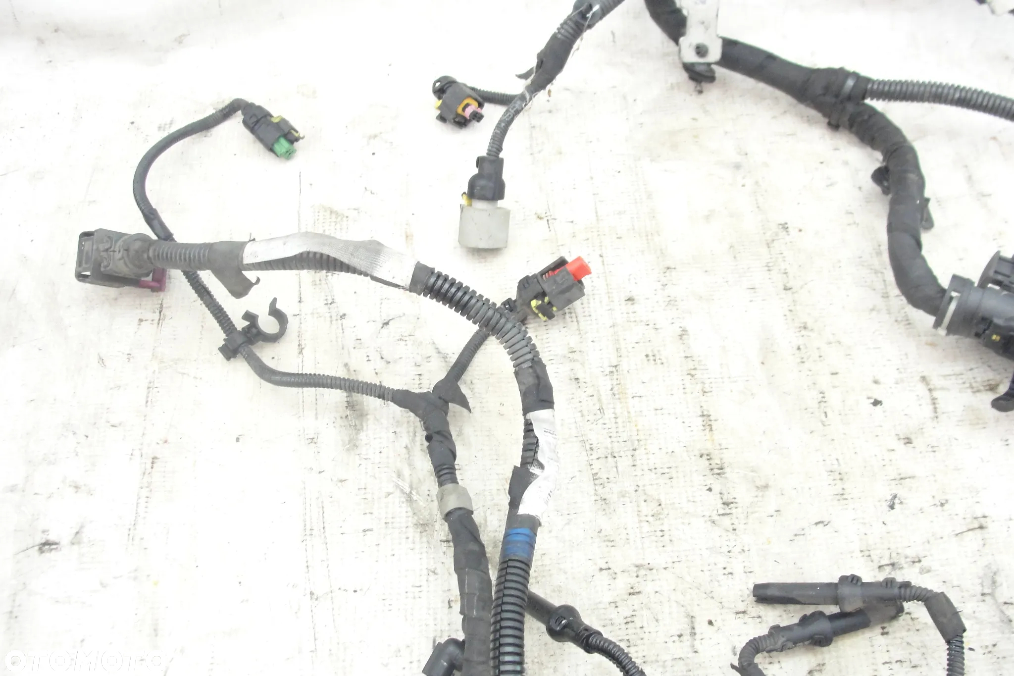 WIĄZKA INSTALACJA SILNIKA SUZUKI SWIFT IV MK6 1.3 DDIS  08r - 4