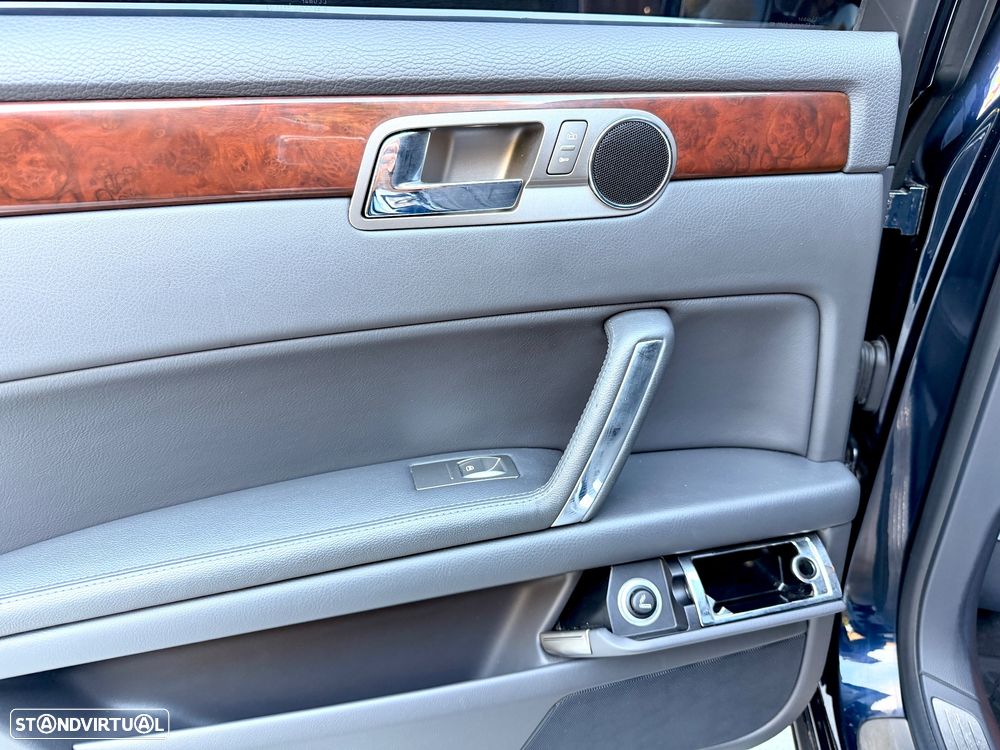 VW Phaeton 3.0 TDi V6 Tip.4Motion 5L - 24