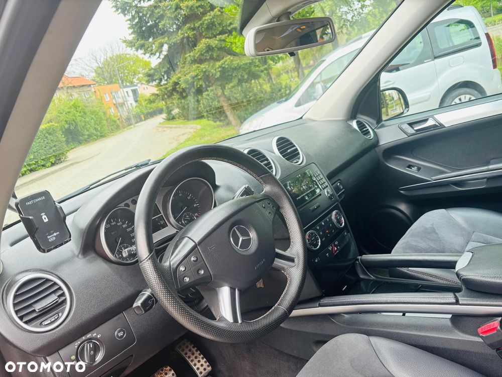 Mercedes-Benz ML - 7