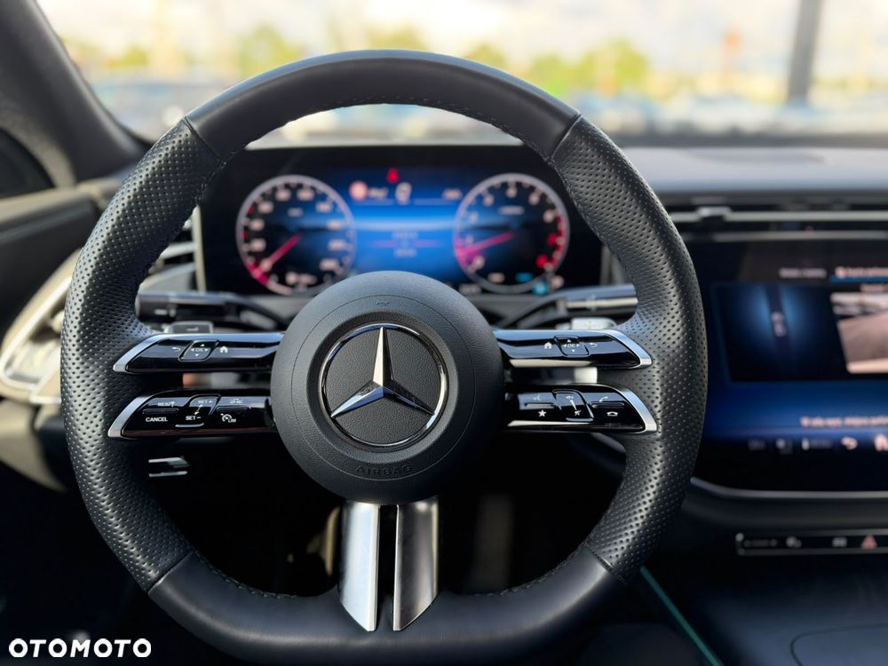 Mercedes-Benz Klasa E 200 9G-TRONIC Edition AMG Line - 20