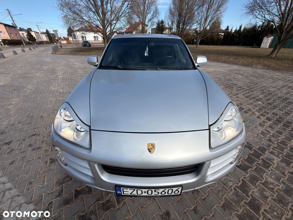 Porsche Cayenne Tiptronic S - 16