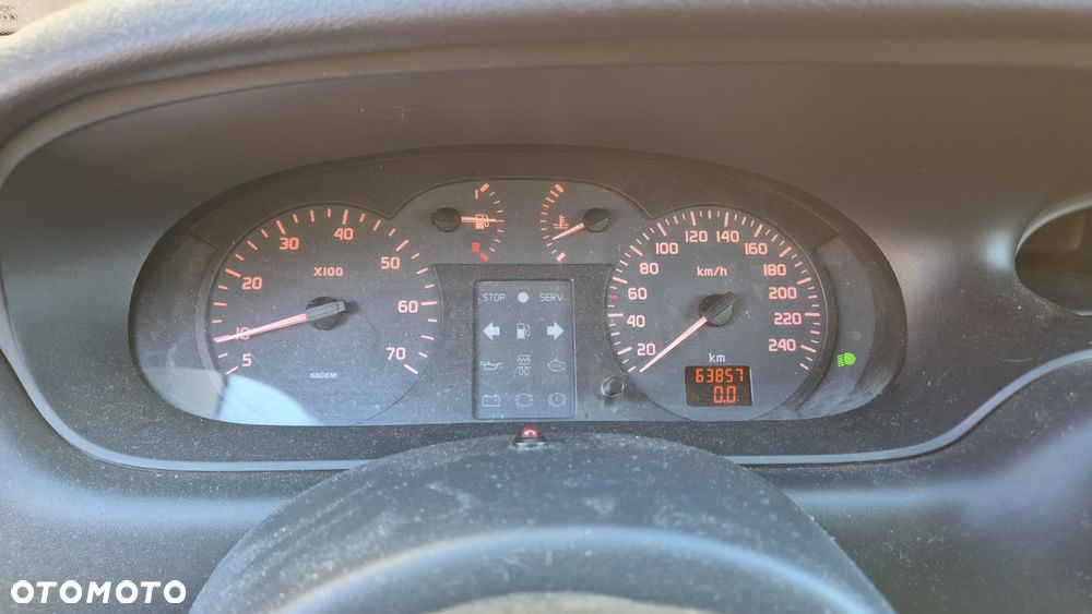 Renault Megane 1.4 RN 16V - 8