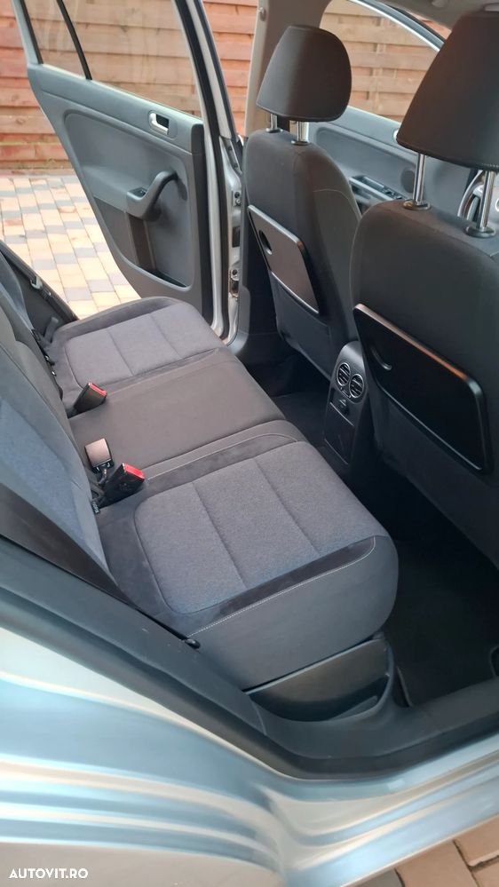 Volkswagen Golf Plus 1.6 TDI DPF BMT Comfortline DSG - 15