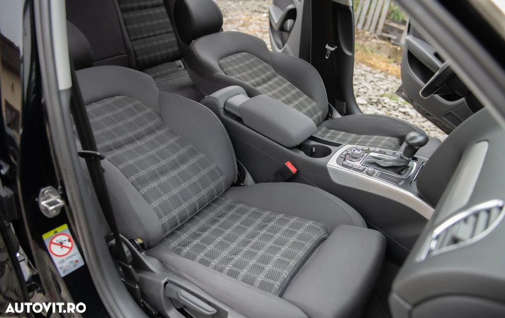 Audi A4 2.0 TDI DPF multitronic Ambition - 12