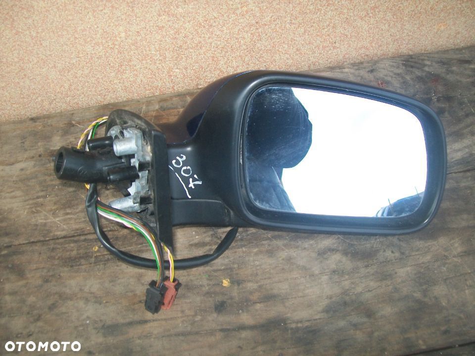 Lusterko PEUGEOT 307 8 PINÓW EUROPA - 1