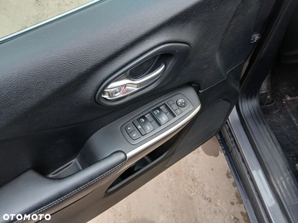 Jeep Cherokee 3.2 V6 Pentastar Active Drive I Automatik Limited - 19