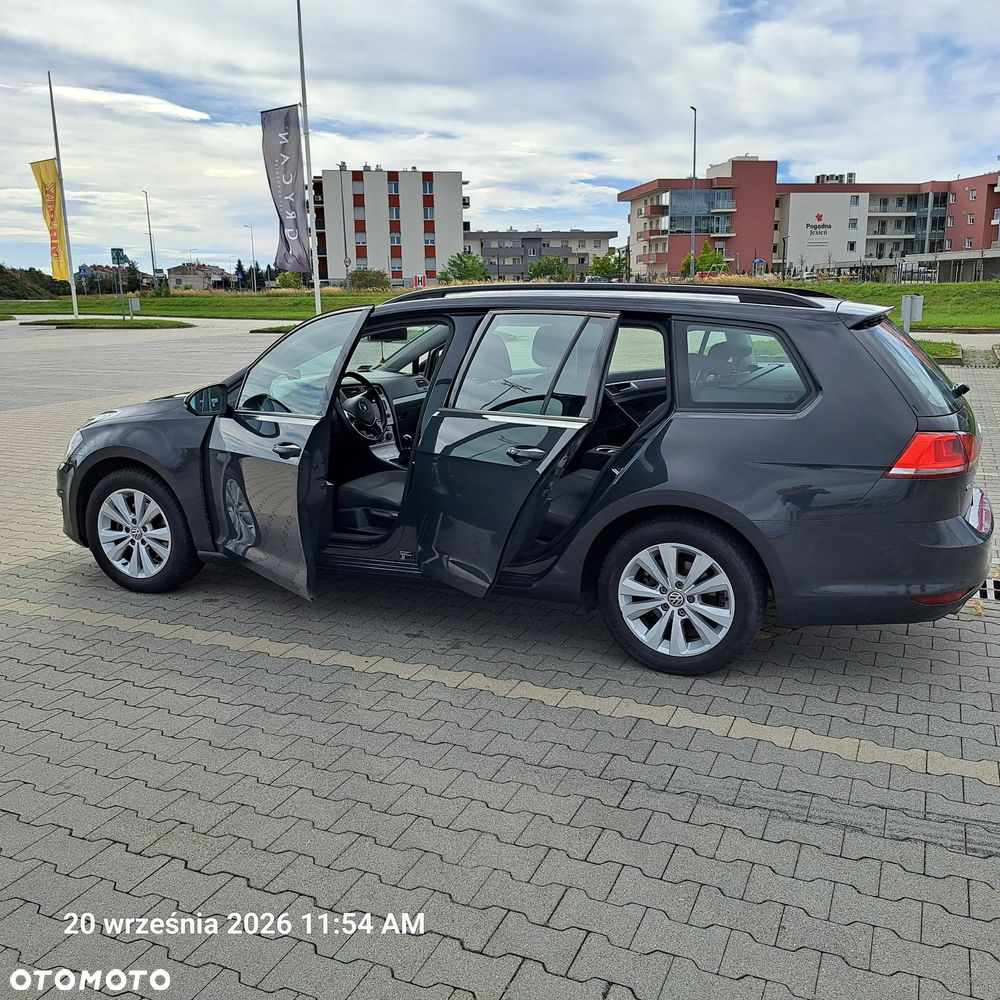 Volkswagen Golf 1.6 TDI BMT Comfortline - 20