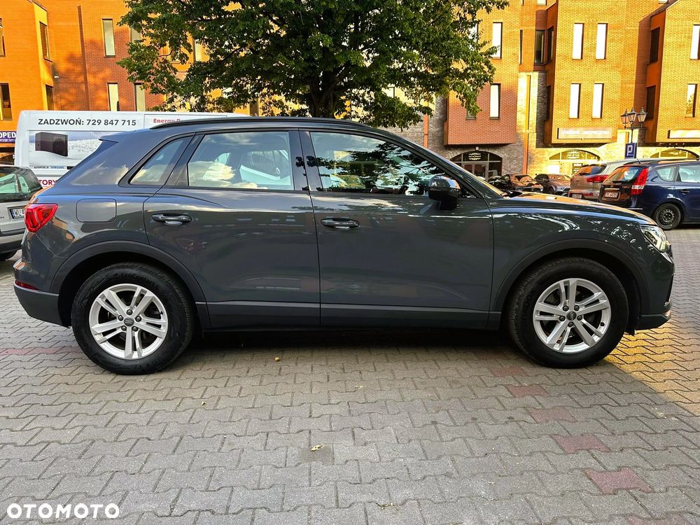 Audi Q3 2.0 TDI S tronic design - 6