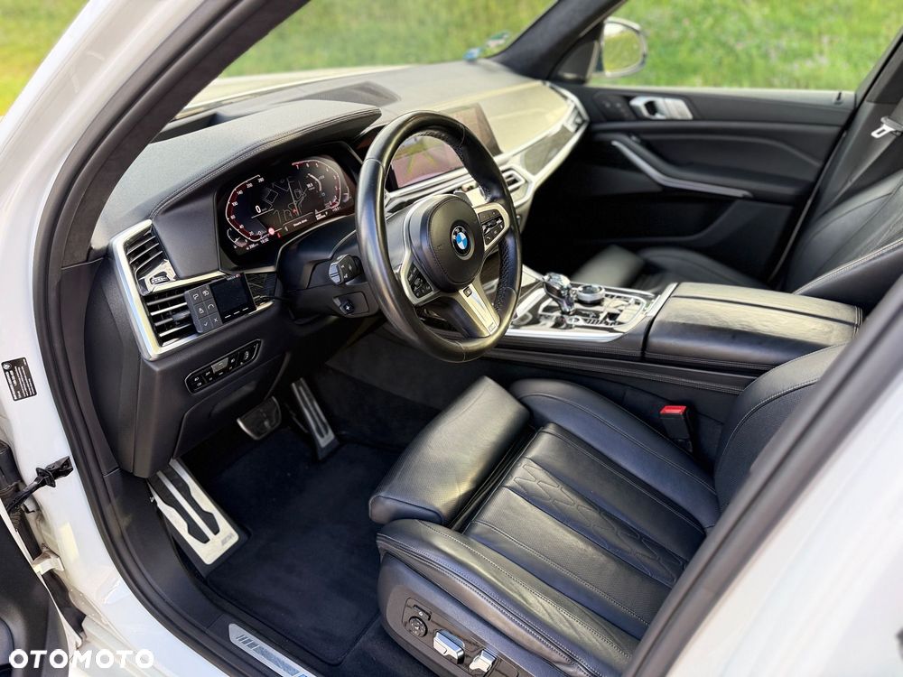 BMW X7 xDrive40i - 9