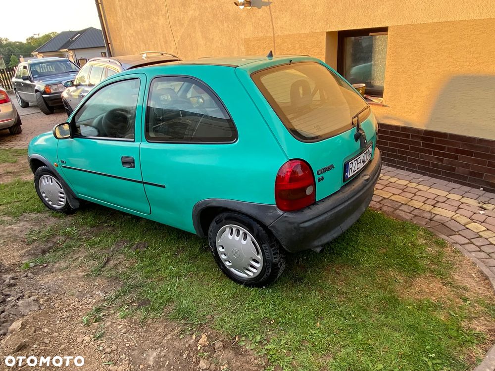 Opel Corsa - 3