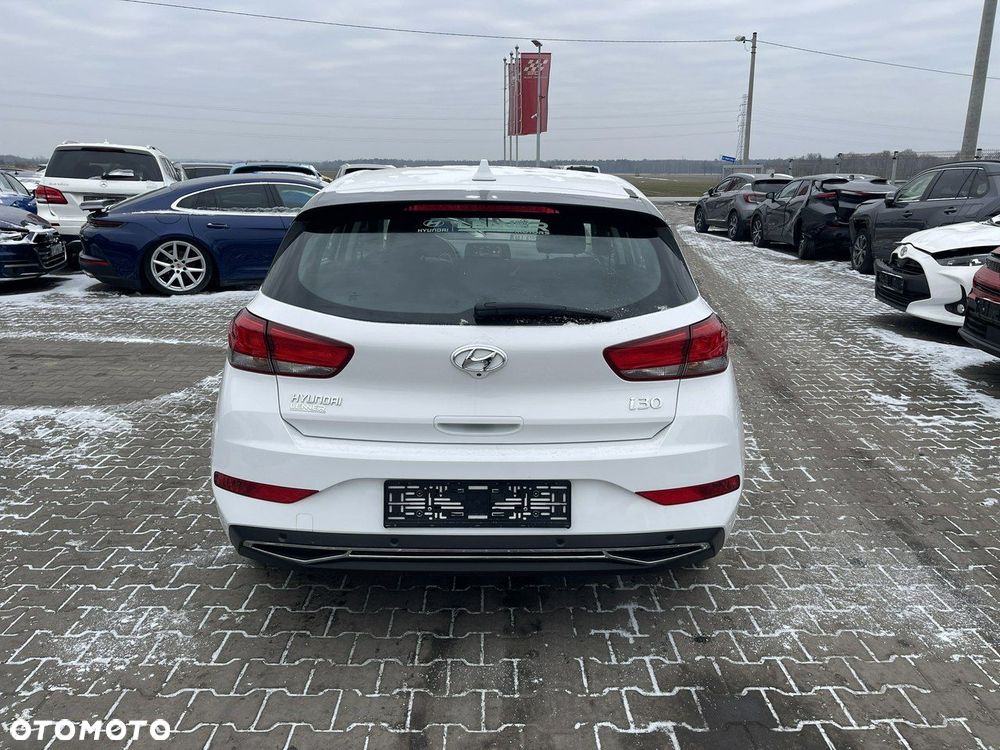 Hyundai i30 1.5 DPI Smart - 3