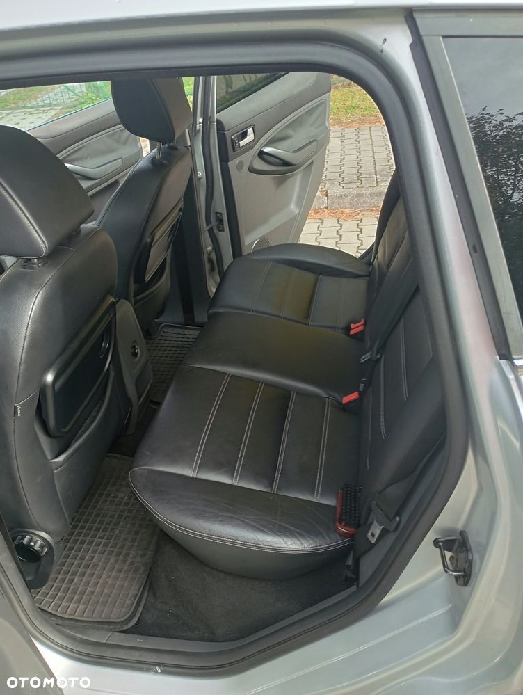 Ford Kuga 2.0 TDCi Titanium - 13
