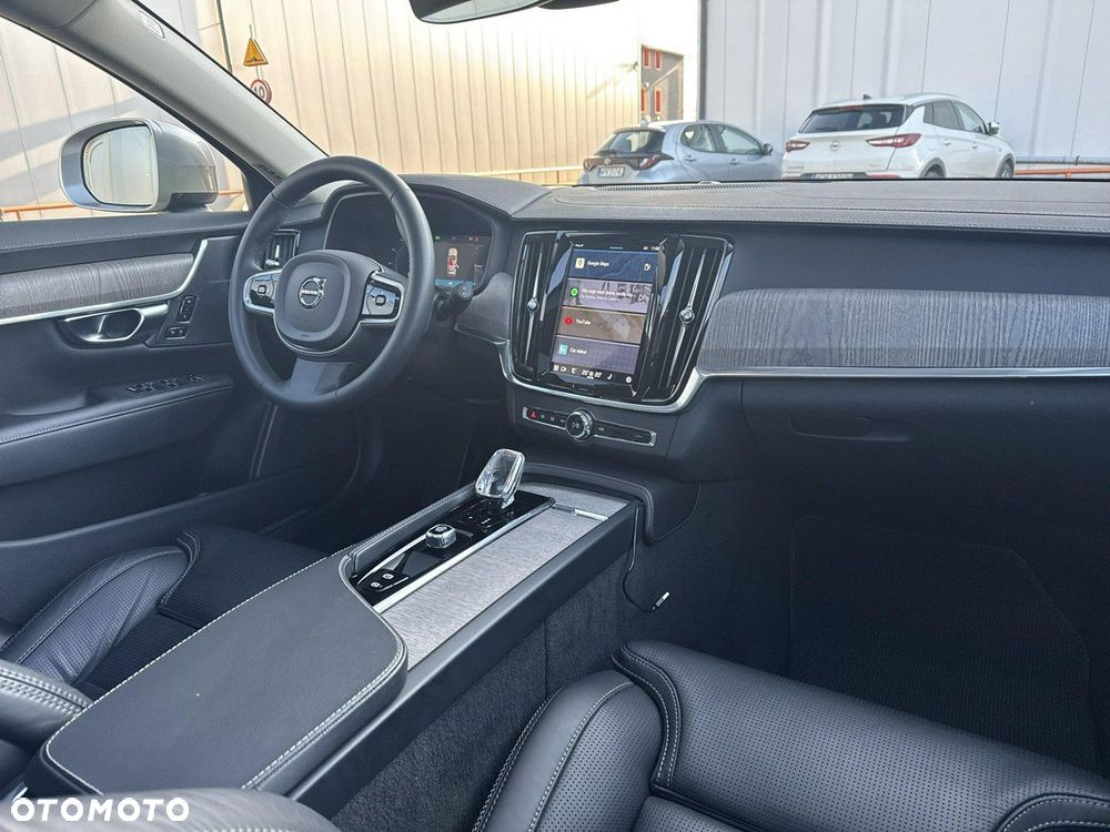 Volvo V90 Cross Country B5 D AWD Pro - 22