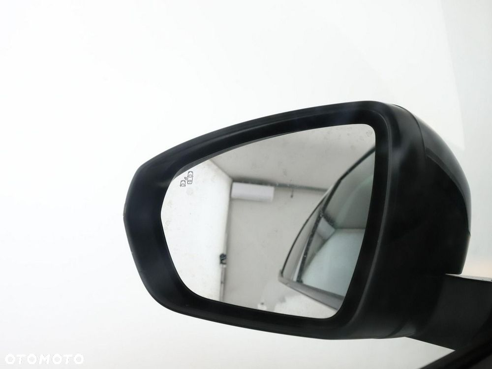 Peugeot 3008 1.2 PureTech Allure S&S EAT8 - 38