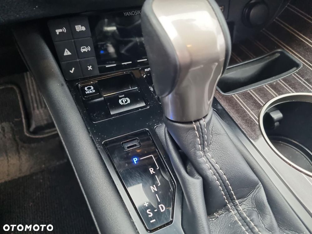 Lexus RX 450h L Omotenashi - 23