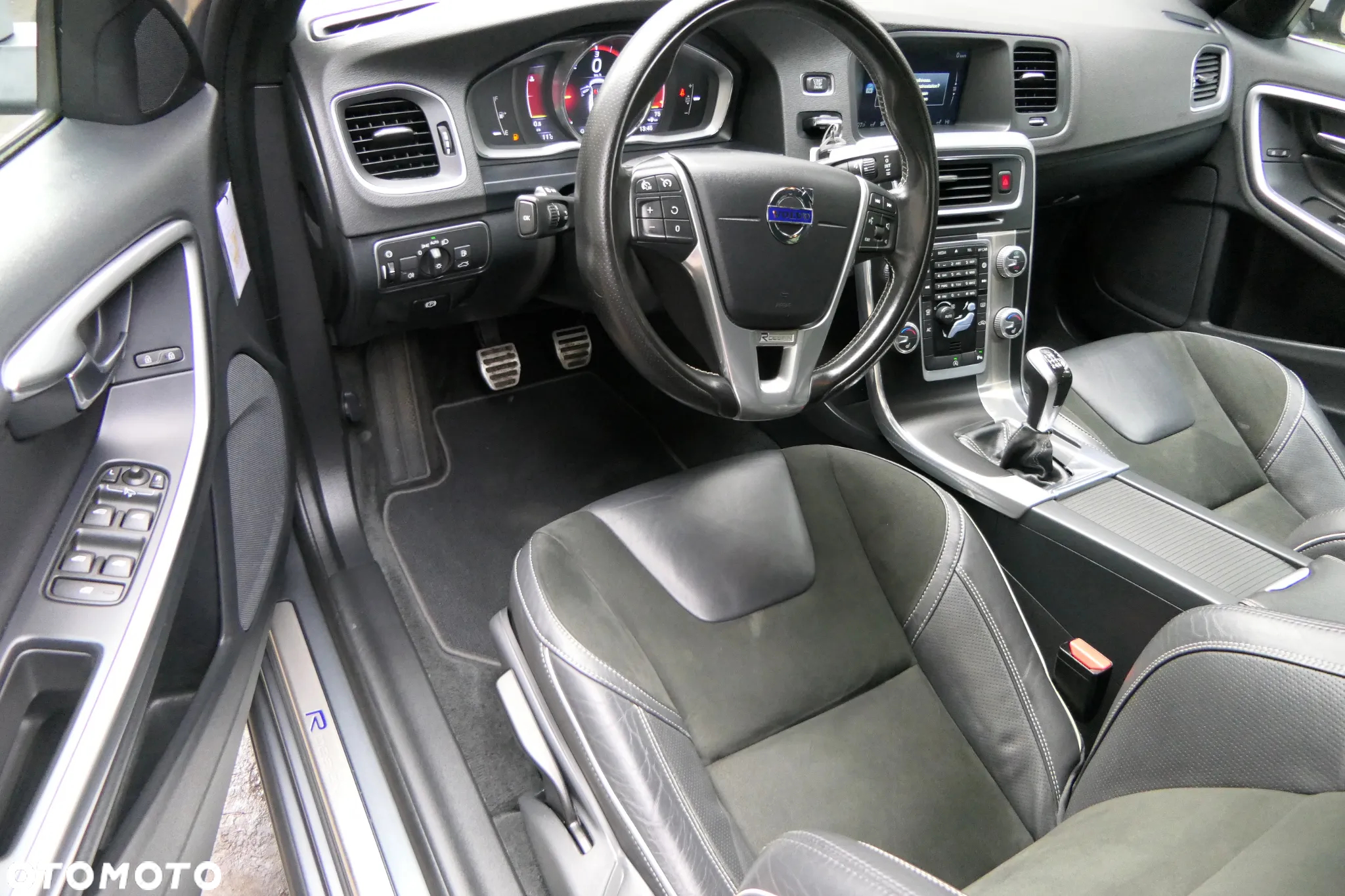 Volvo V60 D4 Drive-E Summum - 19
