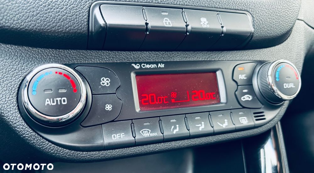 Kia Ceed 1.6 GDI Edition 7 - 28