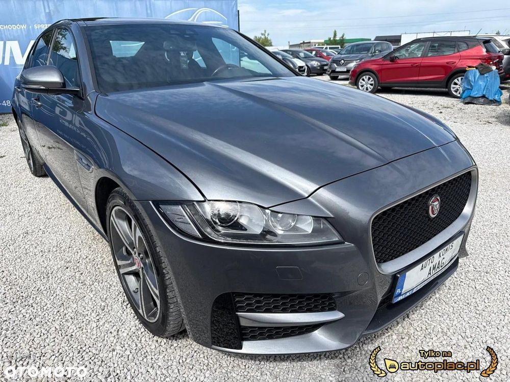 Jaguar XF - 4