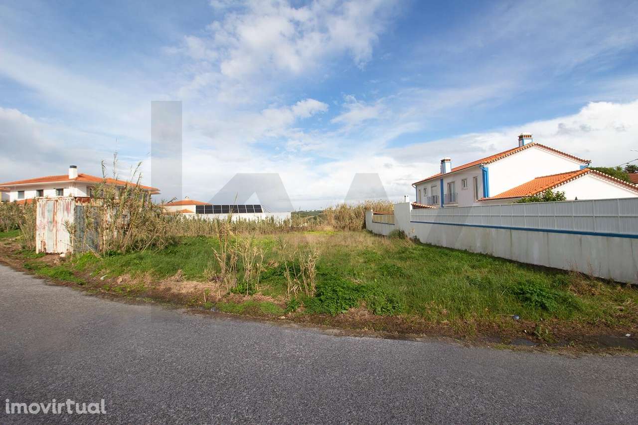 Terreno Urbano com Projeto Aprovado: Equilíbrio Perfeito entre Campo e - Grande imagem: 3/26