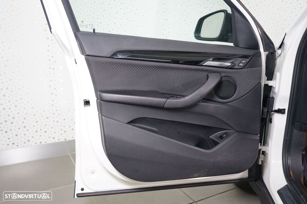 BMW X1 18 d sDrive Advantage - 21