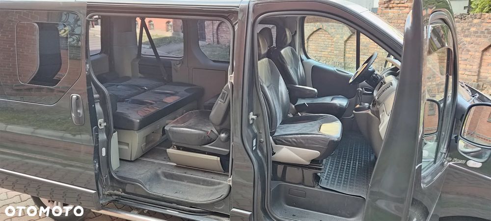 Opel Vivaro - 23