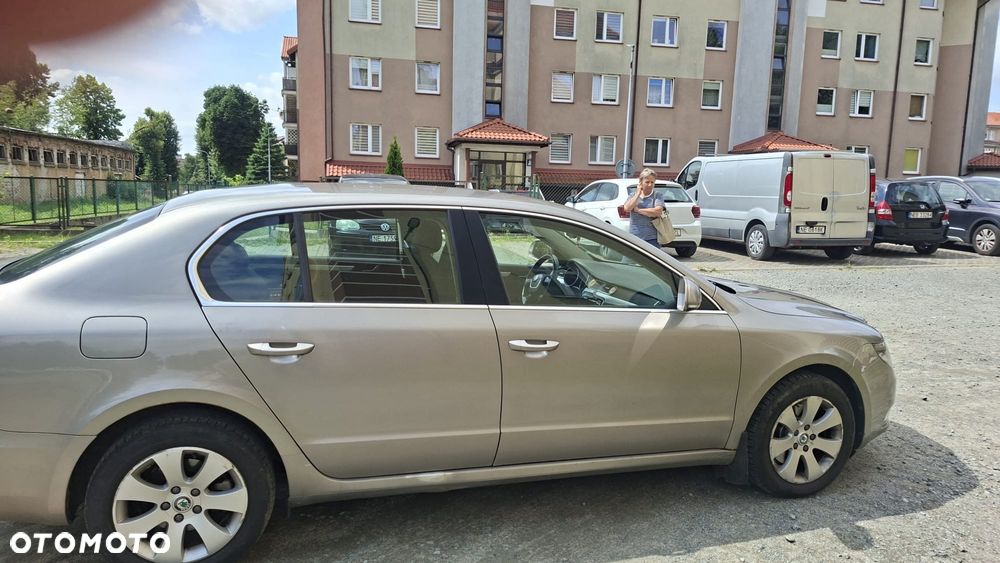 Skoda Superb - 4