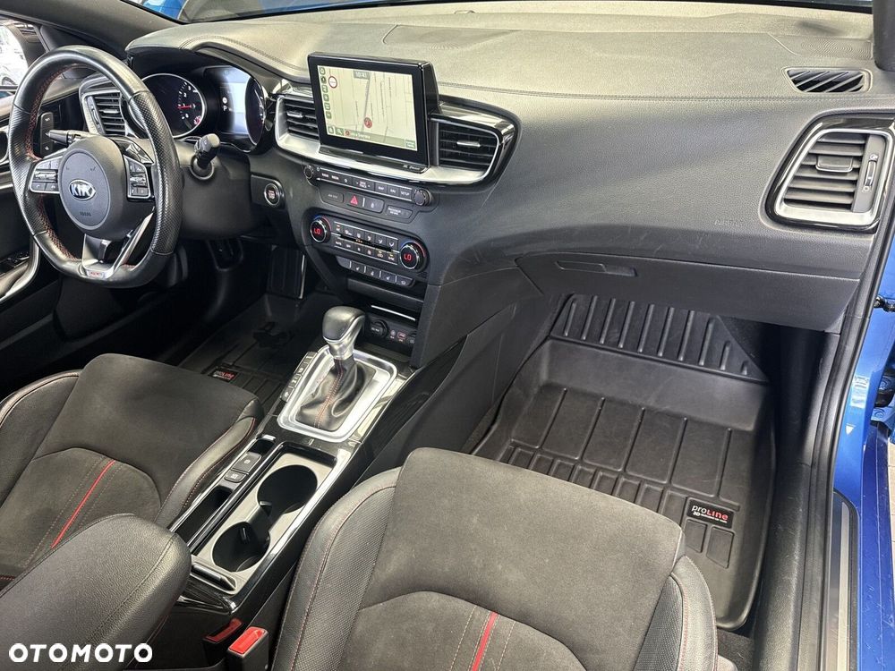 Kia ProCeed 1.6 T-GDI GT DCT - 22