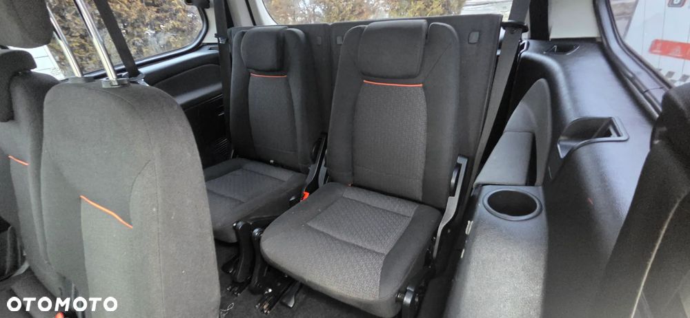 Ford Galaxy 2.0 TDCi Ghia - 31