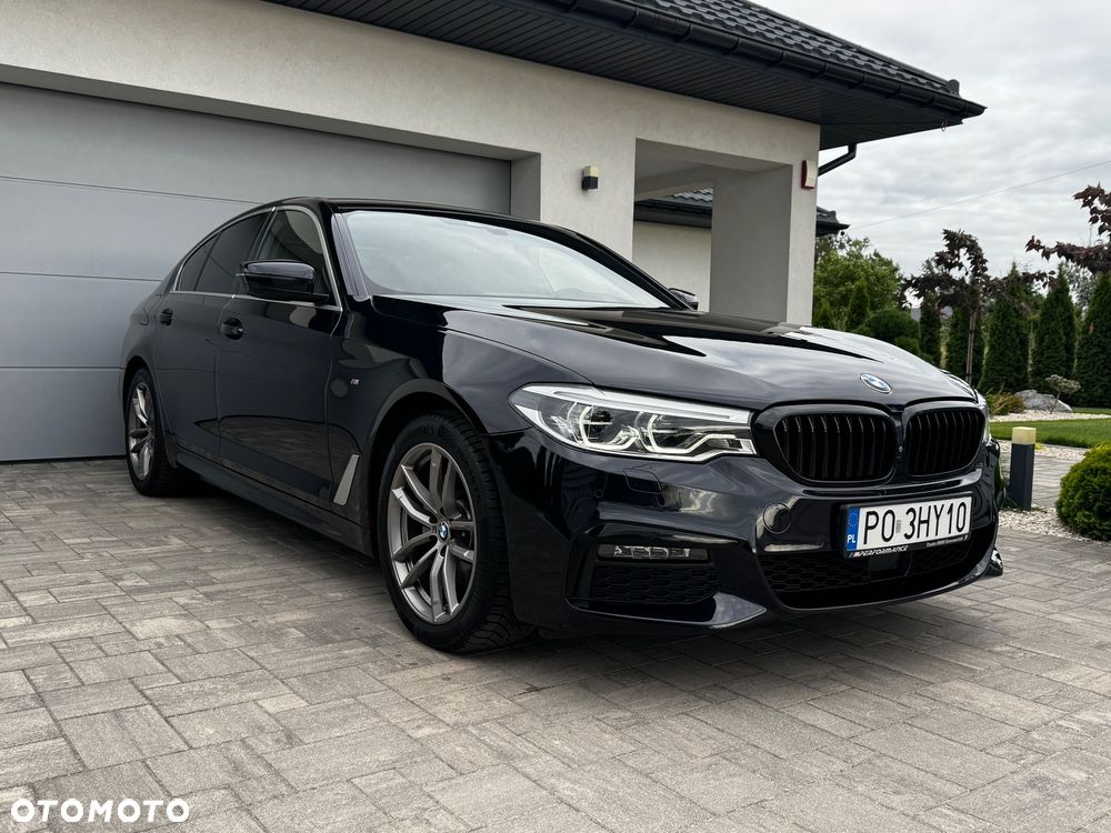 BMW Seria 5 520d xDrive M Sport sport - 9