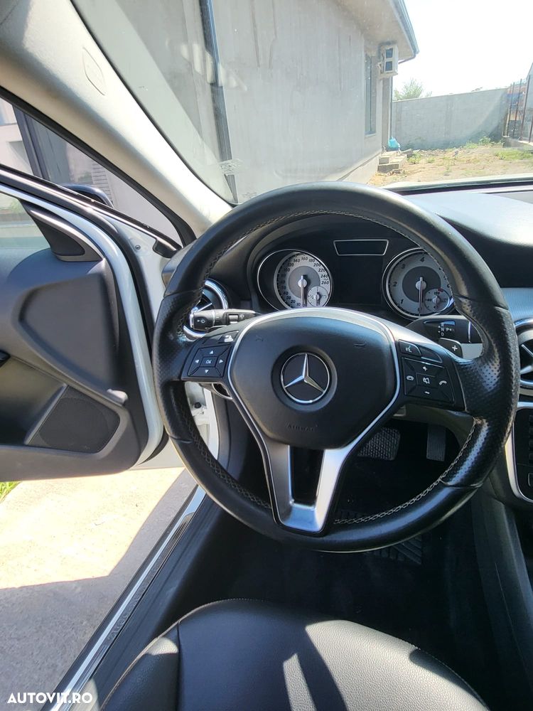 Mercedes-Benz GLA 220 CDI 4MATIC Aut. - 10