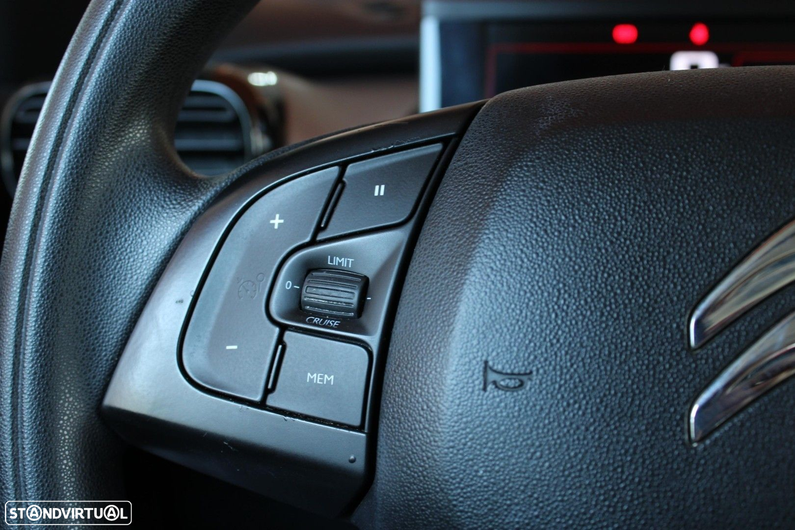 Citroën C4 Cactus VTi 75 Start - 17