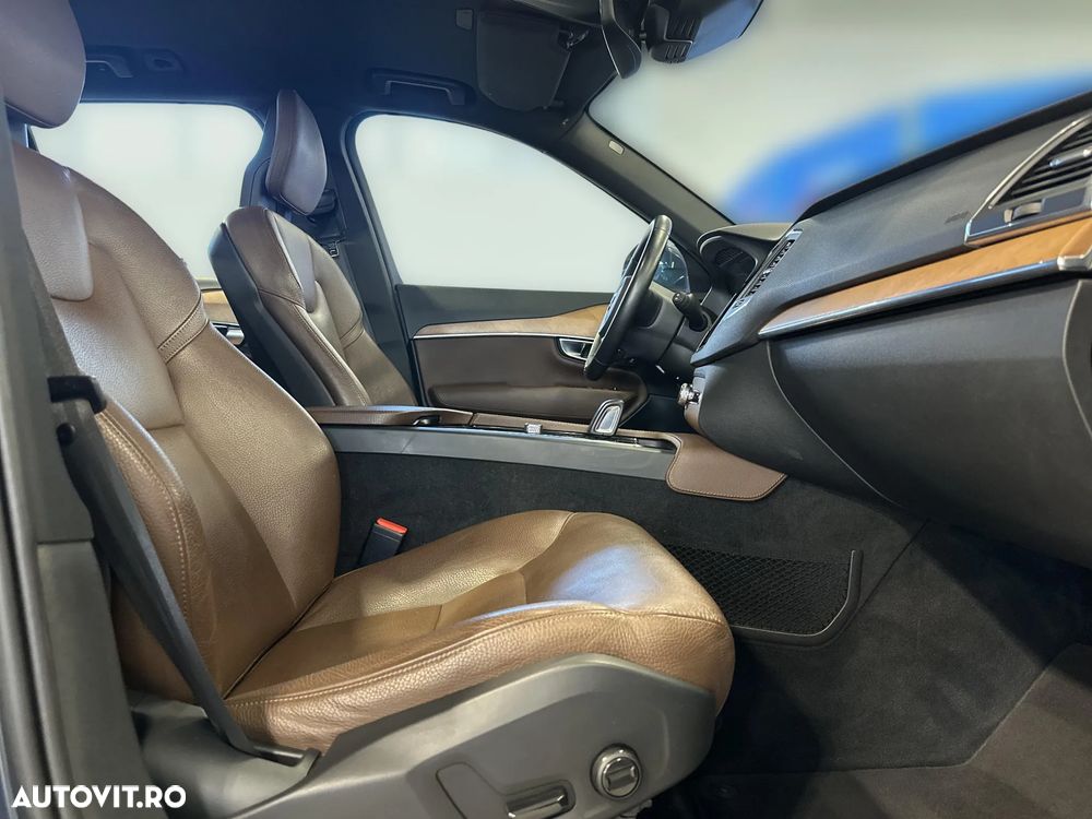 Volvo XC 90 T8 eAWD Momentum Pro - 11